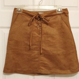 Lauren Conrad Tan Faux Suede Skirt Sz 2